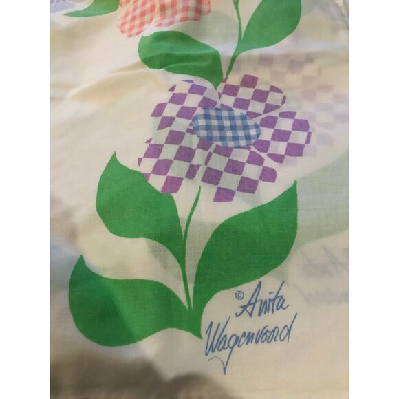 Anita Wagenvoord Burlington House Pillowcase Pair Vintage Gingham Flower | Cotto - Picture 5 of 11